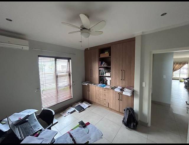 5 BEDROOM HOUSE FOR SALE IN ZAMBEZI COUNTRY ESTATE